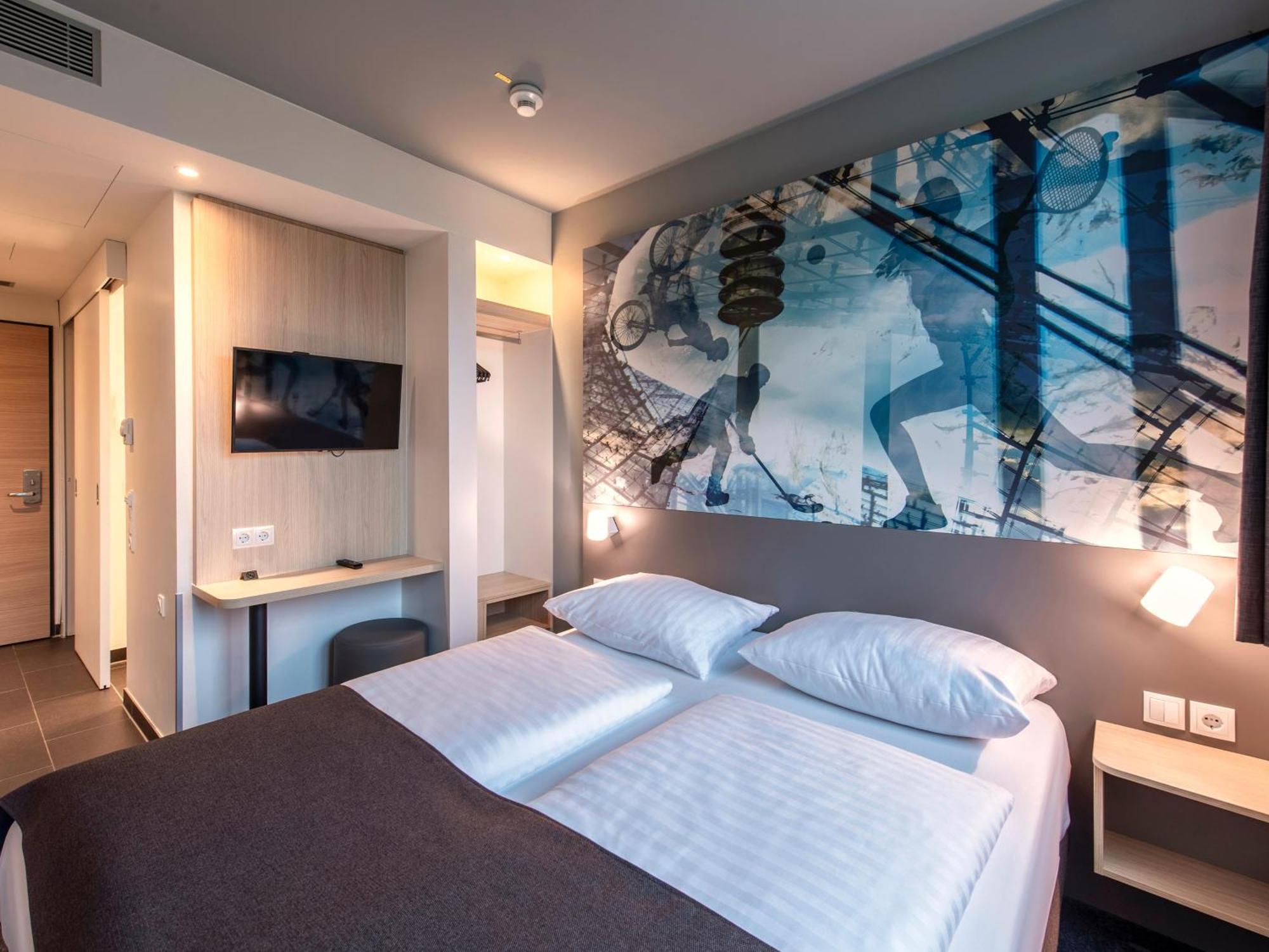 B&B Hotel Muenchen-Olympiapark Экстерьер фото
