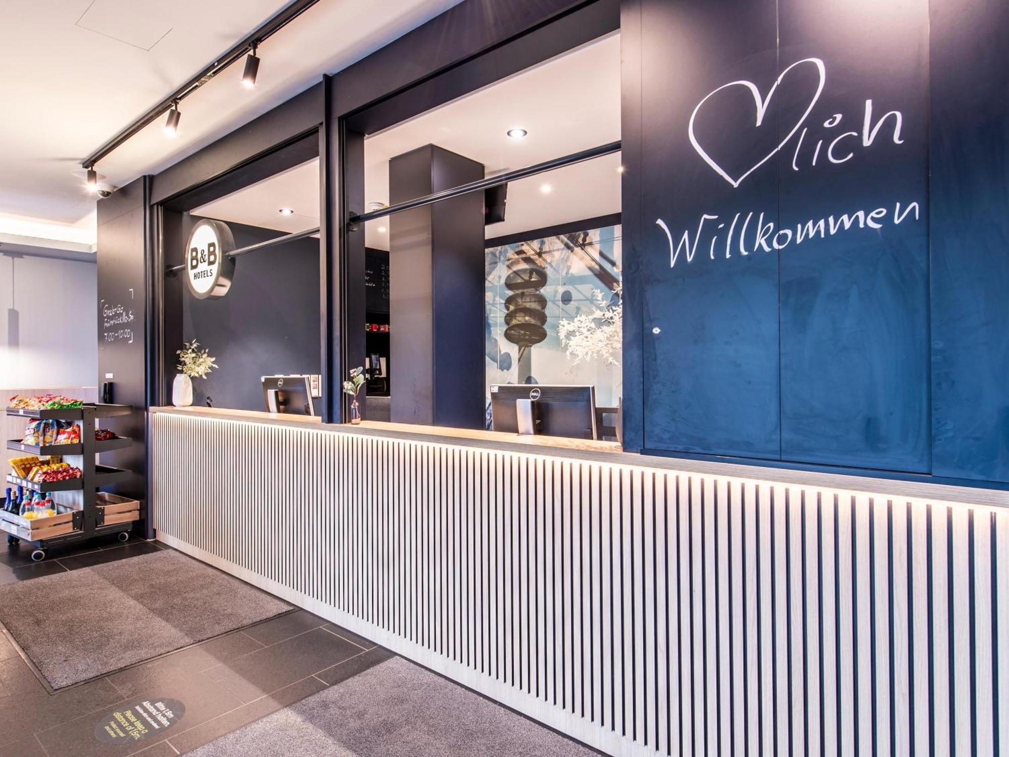 B&B Hotel Muenchen-Olympiapark Экстерьер фото