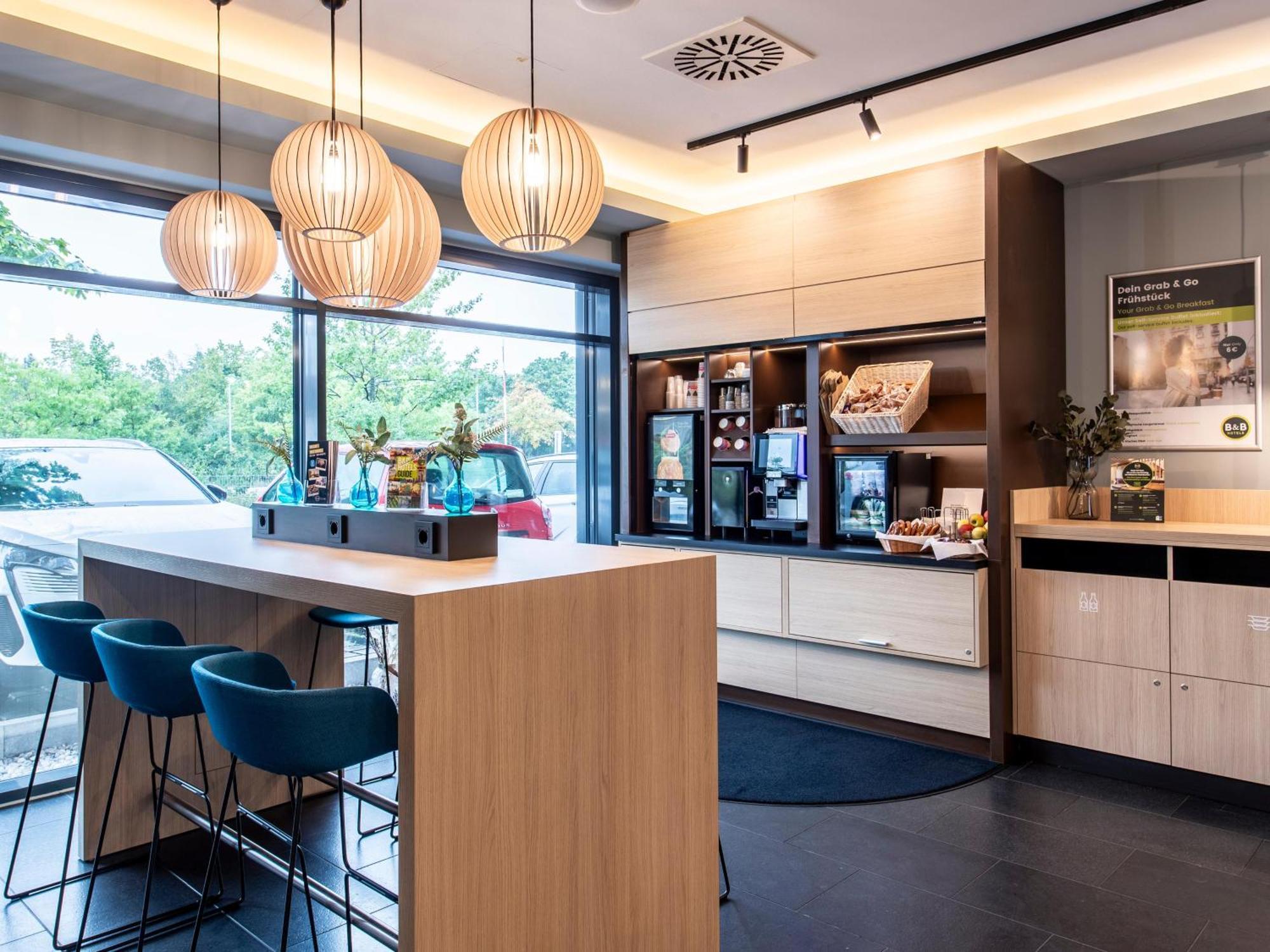 B&B Hotel Muenchen-Olympiapark Экстерьер фото