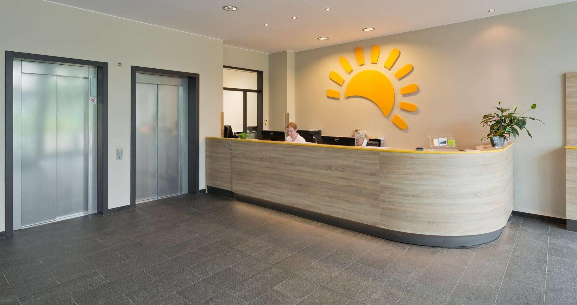 B&B Hotel Muenchen-Olympiapark Экстерьер фото