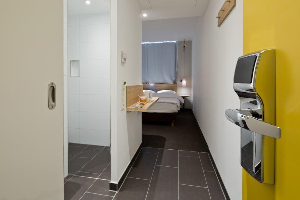 B&B Hotel Muenchen-Olympiapark Экстерьер фото